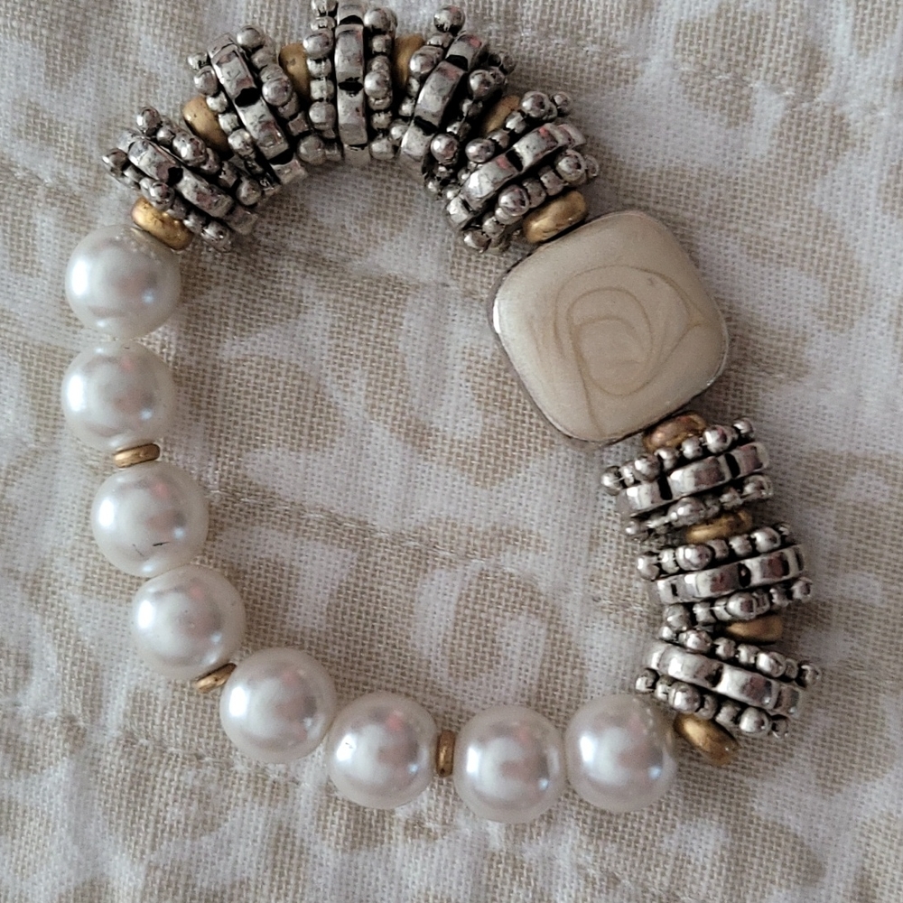 Pearl Bracelet